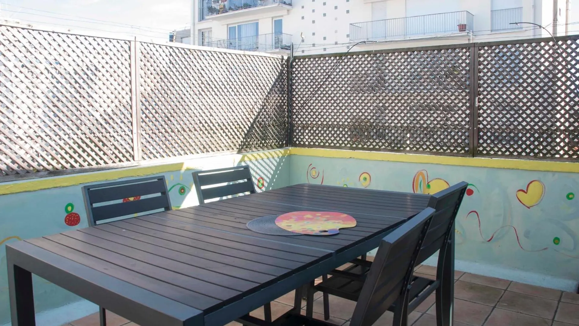 Apartment Cosy With Balcony In The Heart Of Paris